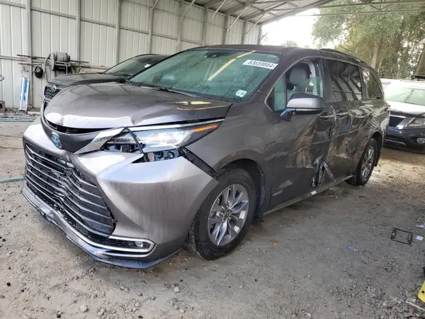 5TDYRKEC5MS037300 2021 TOYOTA SIENNA - Image 1