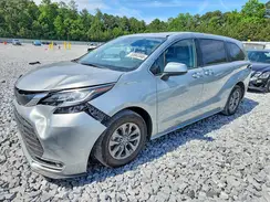 5TDYRKEC5MS054064 2021 TOYOTA SIENNA