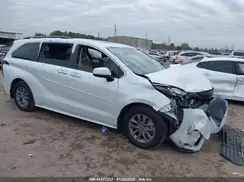 5TDYRKEC5NS086739 2022 TOYOTA SIENNA