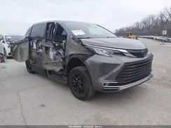 5TDYRKEC5NS105421 2022 TOYOTA SIENNA