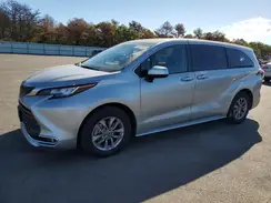 5TDYRKEC5NS106049 2022 TOYOTA SIENNA