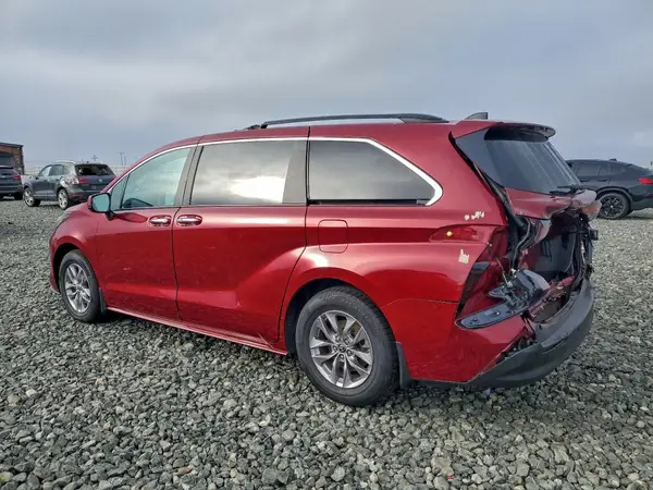 5TDYRKEC5NS125636 2022 TOYOTA SIENNA - Image 2