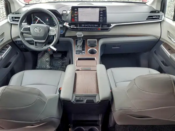 5TDYRKEC5NS125636 2022 TOYOTA SIENNA - Image 8