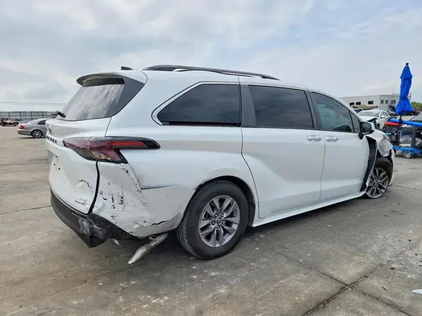 2023 TOYOTA SIENNA COPART lot 50173466 auction photo 3