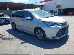 5TDYRKEC5PS165816 2023 TOYOTA SIENNA