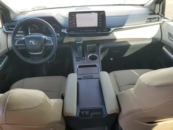 5TDYRKEC5RS184286 2024 TOYOTA SIENNA - Image 8