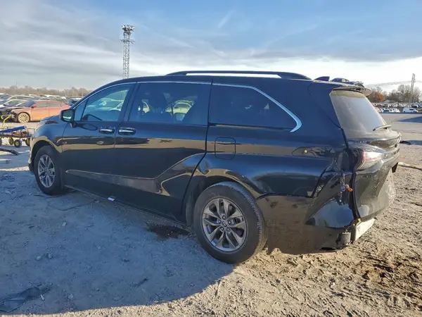 5TDYRKEC5RS199547 2024 TOYOTA SIENNA - Image 2