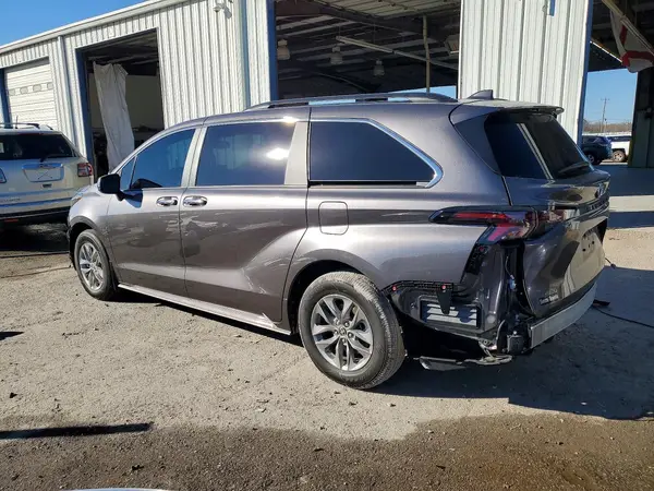 5TDYRKEC5RS222079 2024 TOYOTA SIENNA - Image 2