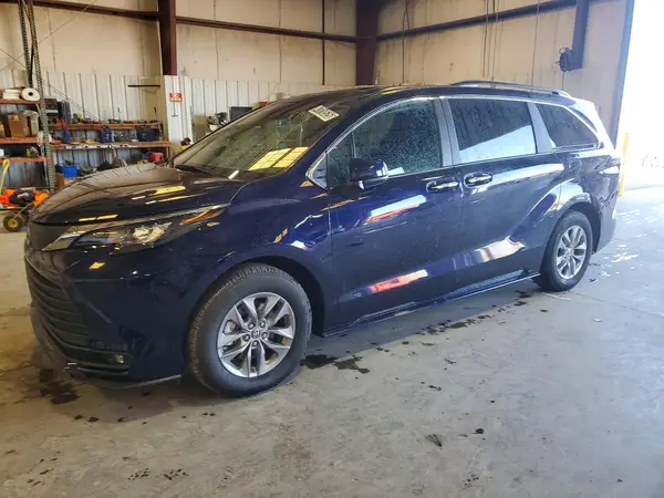 5TDYRKEC5SS229636 2025 TOYOTA SIENNA - Image 1