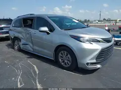 5TDYRKEC5SS281834 2025 TOYOTA SIENNA