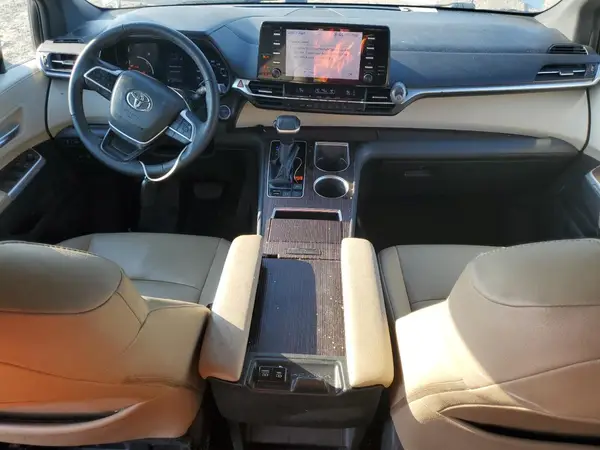5TDYRKEC6MS006881 2021 TOYOTA SIENNA - Image 8