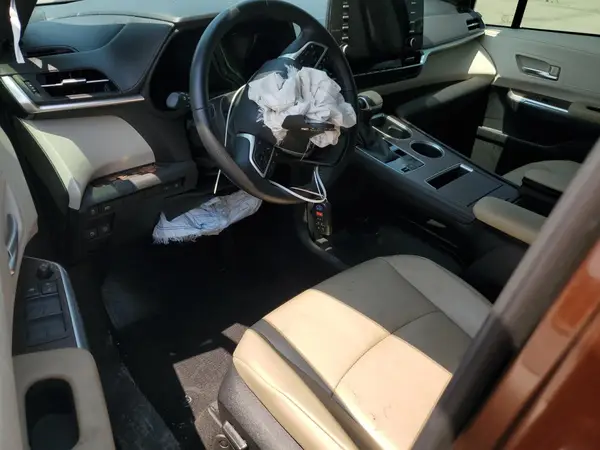 5TDYRKEC6MS029366 2021 TOYOTA SIENNA - Image 8