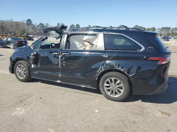5TDYRKEC6MS029464 2021 TOYOTA SIENNA - Image 2