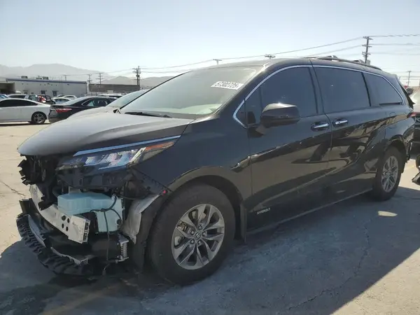 5TDYRKEC6MS057586 2021 TOYOTA SIENNA - Image 1