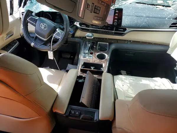 5TDYRKEC6NS105265 2022 TOYOTA SIENNA - Image 8