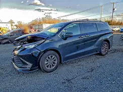 5TDYRKEC6NS119215 2022 TOYOTA SIENNA
