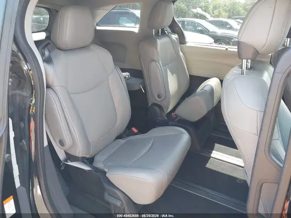 5TDYRKEC6NS131462 2022 TOYOTA SIENNA - Image 8