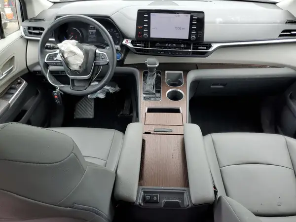 5TDYRKEC6NS132529 2022 TOYOTA SIENNA - Image 8