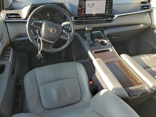 5TDYRKEC6NS136645 2022 TOYOTA SIENNA - Image 8