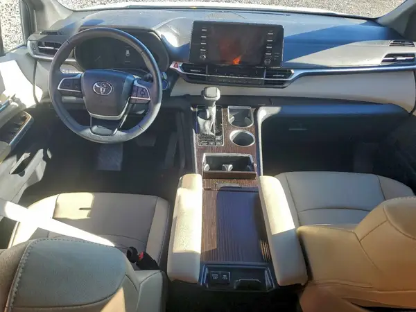 5TDYRKEC6PS150564 2023 TOYOTA SIENNA - Image 8