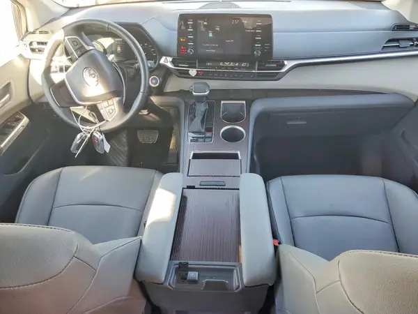 5TDYRKEC6PS164822 2023 TOYOTA SIENNA - Image 8