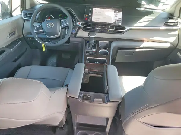 5TDYRKEC6PS169051 2023 TOYOTA SIENNA - Image 8