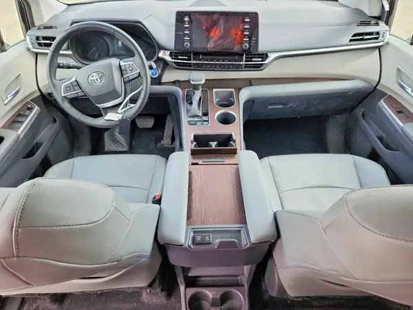 5TDYRKEC6PS173150 2023 TOYOTA SIENNA - Image 8