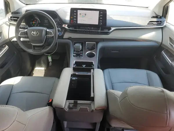 5TDYRKEC6PS173701 2023 TOYOTA SIENNA - Image 8
