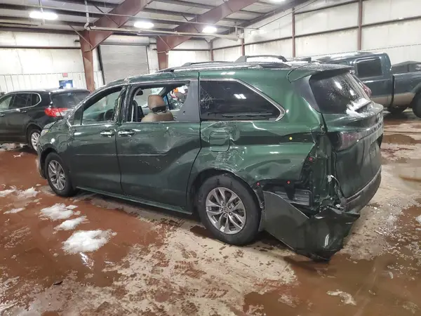 5TDYRKEC6RS193272 2024 TOYOTA SIENNA - Image 2