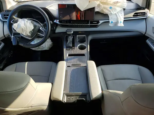 5TDYRKEC6SS230147 2025 TOYOTA SIENNA - Image 8