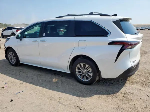 5TDYRKEC6SS267909 2025 TOYOTA SIENNA - Image 2