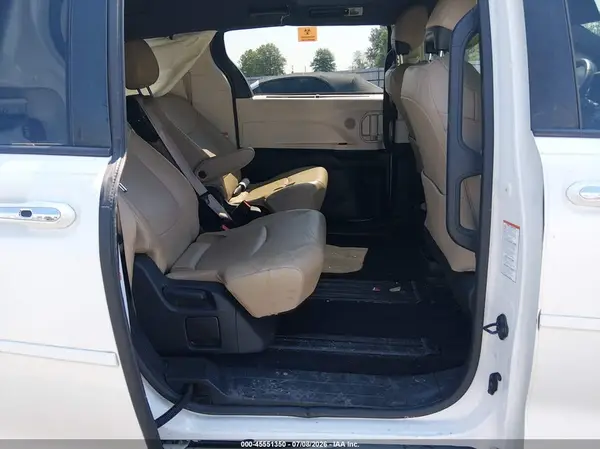 5TDYRKEC7MS048816 2021 TOYOTA SIENNA - Image 8