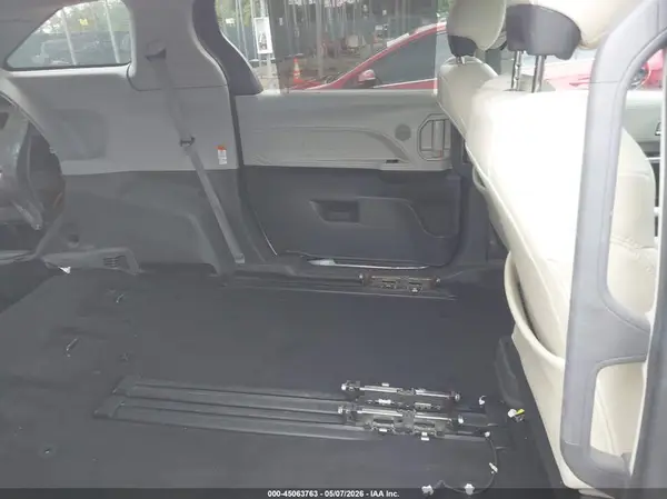 5TDYRKEC7MS074509 2021 TOYOTA SIENNA - Image 8
