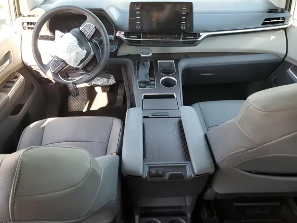 5TDYRKEC7MS074753 2021 TOYOTA SIENNA - Image 8