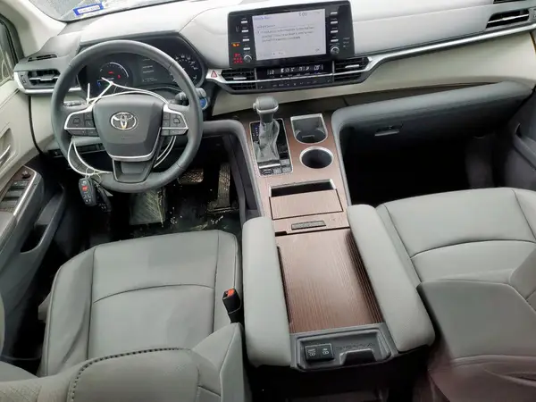 5TDYRKEC7MS074770 2021 TOYOTA SIENNA - Image 8