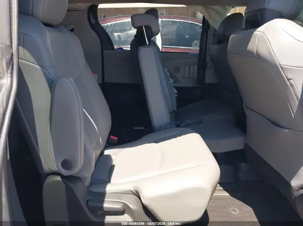 5TDYRKEC7NS108028 2022 TOYOTA SIENNA - Image 8