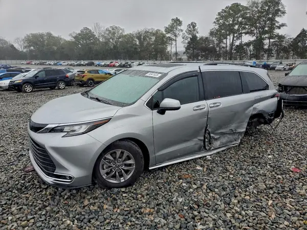 5TDYRKEC7NS121958 2022 TOYOTA SIENNA - Image 1
