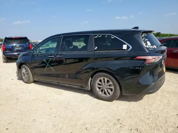 5TDYRKEC7NS130921 2022 TOYOTA SIENNA - Image 2