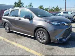 5TDYRKEC7NS131485 2022 TOYOTA SIENNA