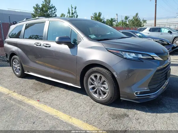 5TDYRKEC7NS131485 2022 TOYOTA SIENNA - Image 1