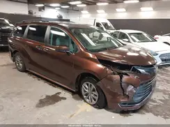 5TDYRKEC7PS143820 2023 TOYOTA SIENNA