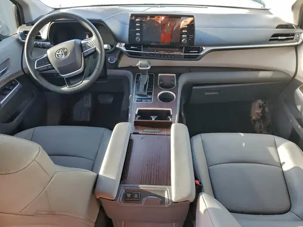5TDYRKEC7PS157314 2023 TOYOTA SIENNA - Image 8