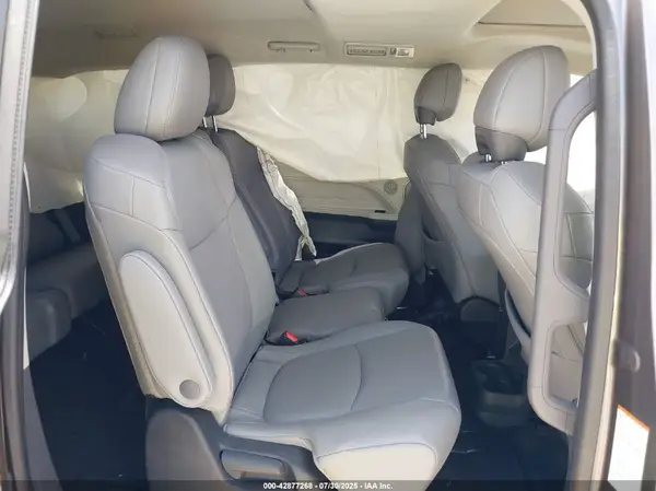 5TDYRKEC7PS164571 2023 TOYOTA SIENNA - Image 8