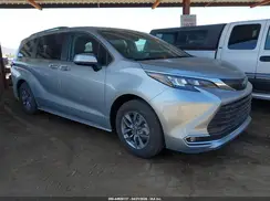 5TDYRKEC7RS189425 2024 TOYOTA SIENNA