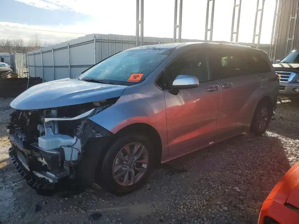 5TDYRKEC7SS237687 2025 TOYOTA SIENNA - Image 1