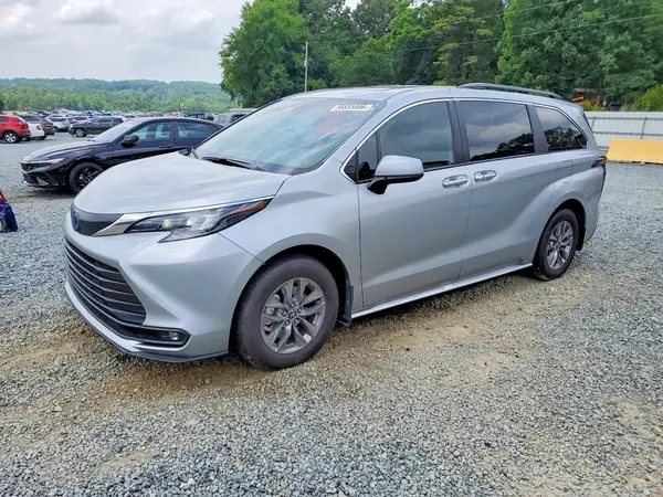 5TDYRKEC7SS268941 2025 TOYOTA SIENNA - Image 1