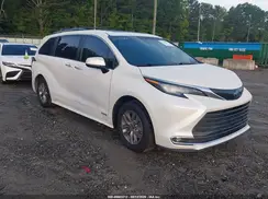 5TDYRKEC8MS013332 2021 TOYOTA SIENNA