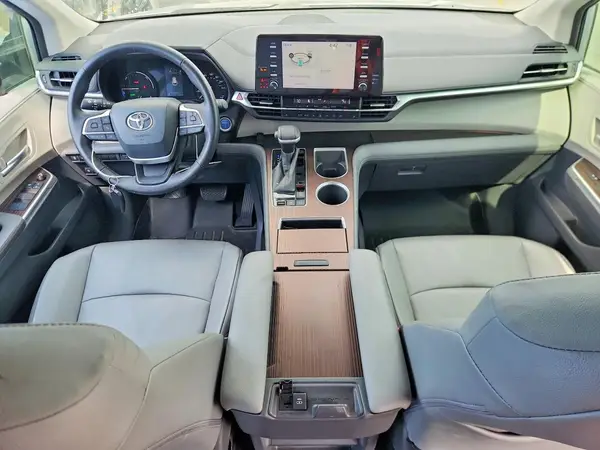 5TDYRKEC8MS055368 2021 TOYOTA SIENNA - Image 8
