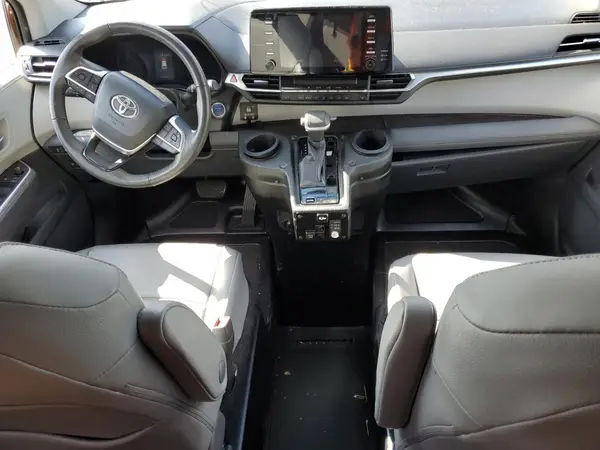 5TDYRKEC8MS059467 2021 TOYOTA SIENNA - Image 8