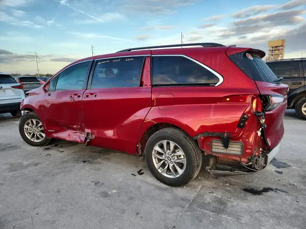 5TDYRKEC8MS066161 2021 TOYOTA SIENNA - Image 2